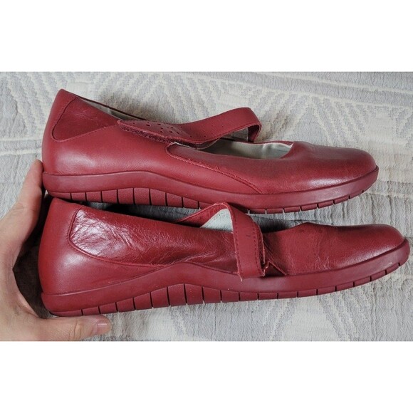 Tsubo Red Leather Mary Jane Flats Women’s 9 (EU 40) | Comfort Walking Shoes - Picture 6 of 8